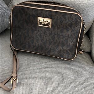 Michael Kors Crossbody